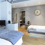 La Maison De Marc Bed and breakfast 3*