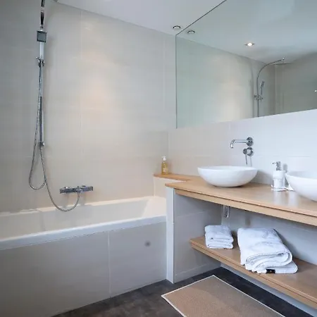 ベッド・アンド・ブレックファスト ラ メゾン ド マルク ポアティエ