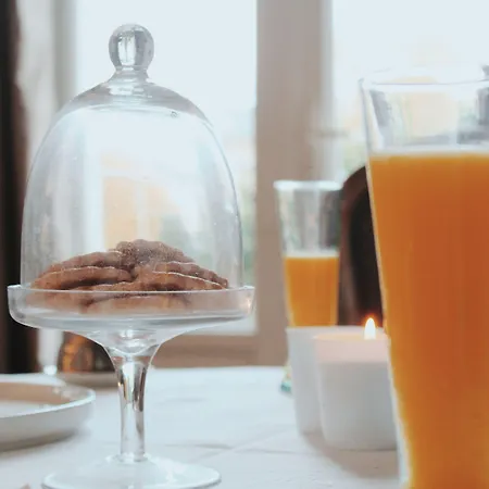 Bed & Breakfast La Maison De Marc 3*