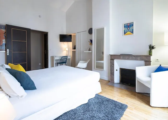 La Maison De Marc Bed & Breakfast Poitiers