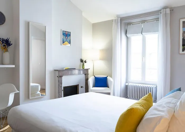 La Maison De Marc 3* פואטייה