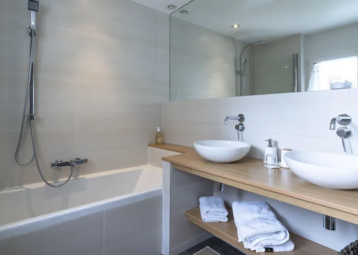 La Maison De Marc 3* פואטייה