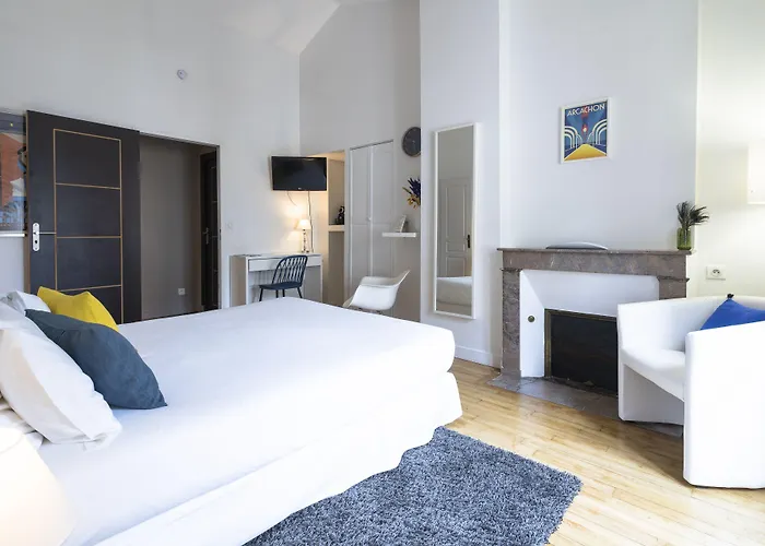 לינה וארוחת בוקר La Maison De Marc